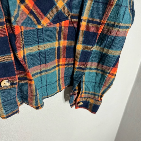 Beachlunchlounge Multicolor Plaid Shirt - Picture 9 of 15
